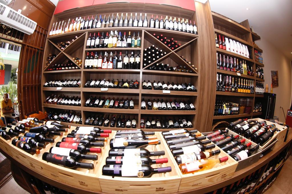 Interior da Vini Vinhos